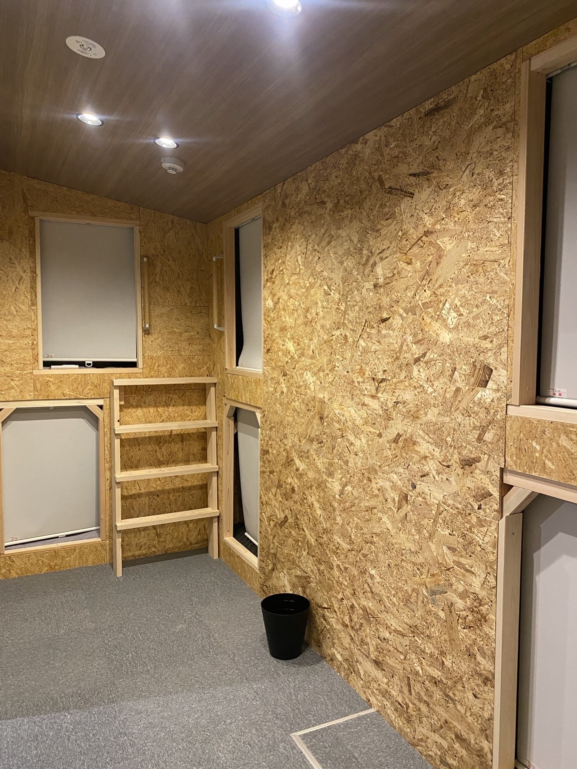 カプセルベッドの部屋