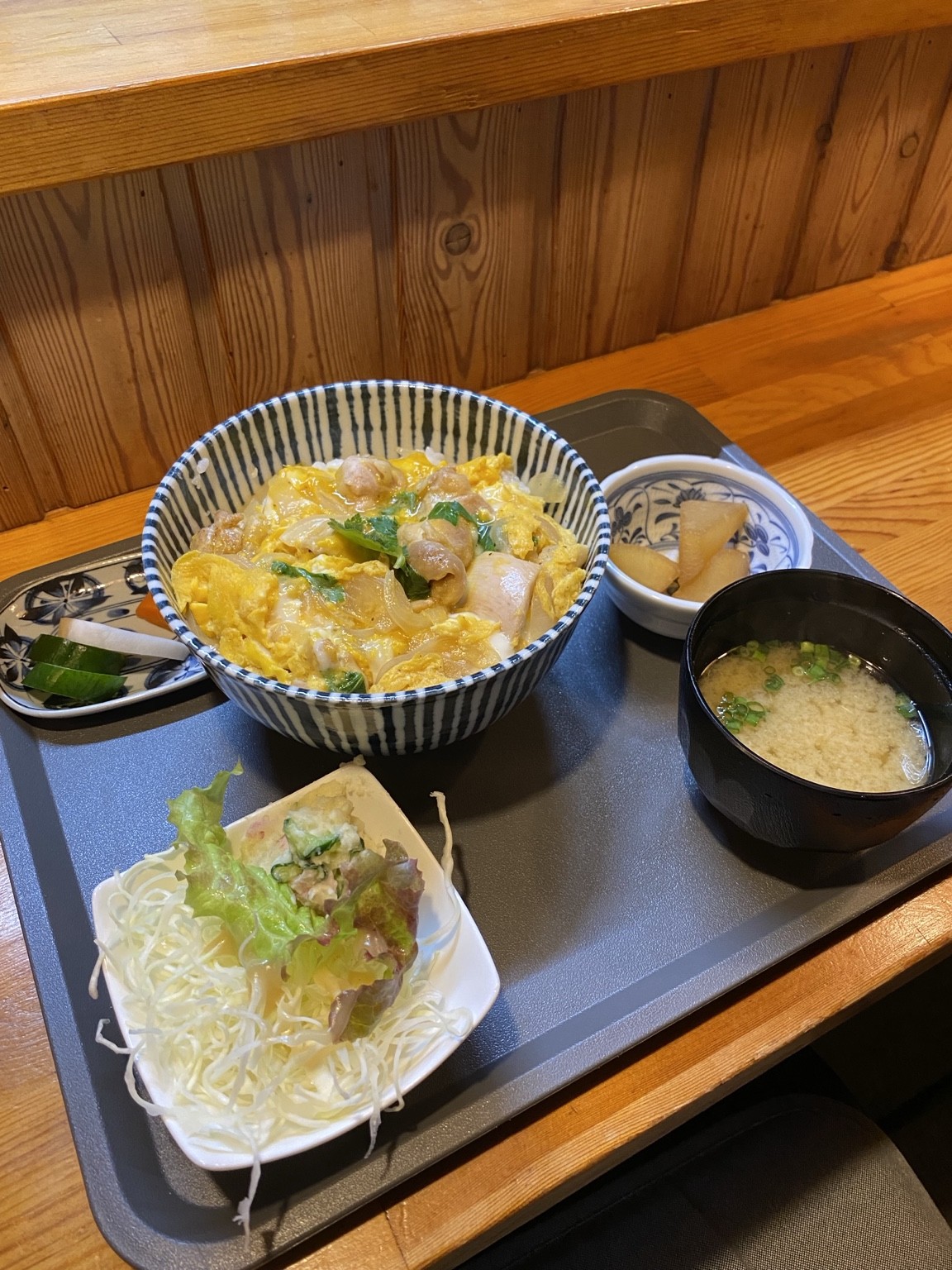 食事処の丼もの